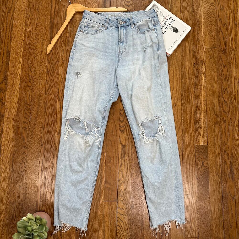 American Eagle Light Wash Distressed Curvy Mom Jean